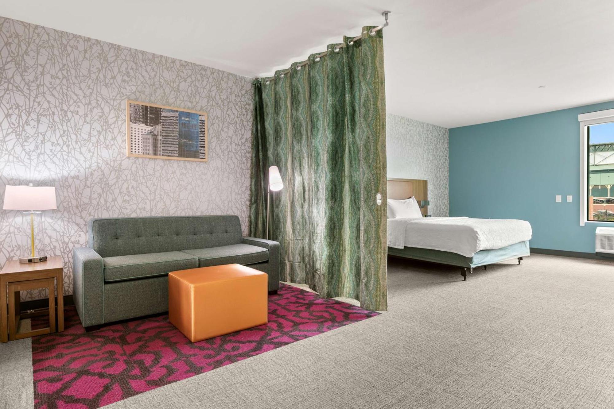 Home2 Suites By Hilton Phoenix Downtown Bagian luar foto